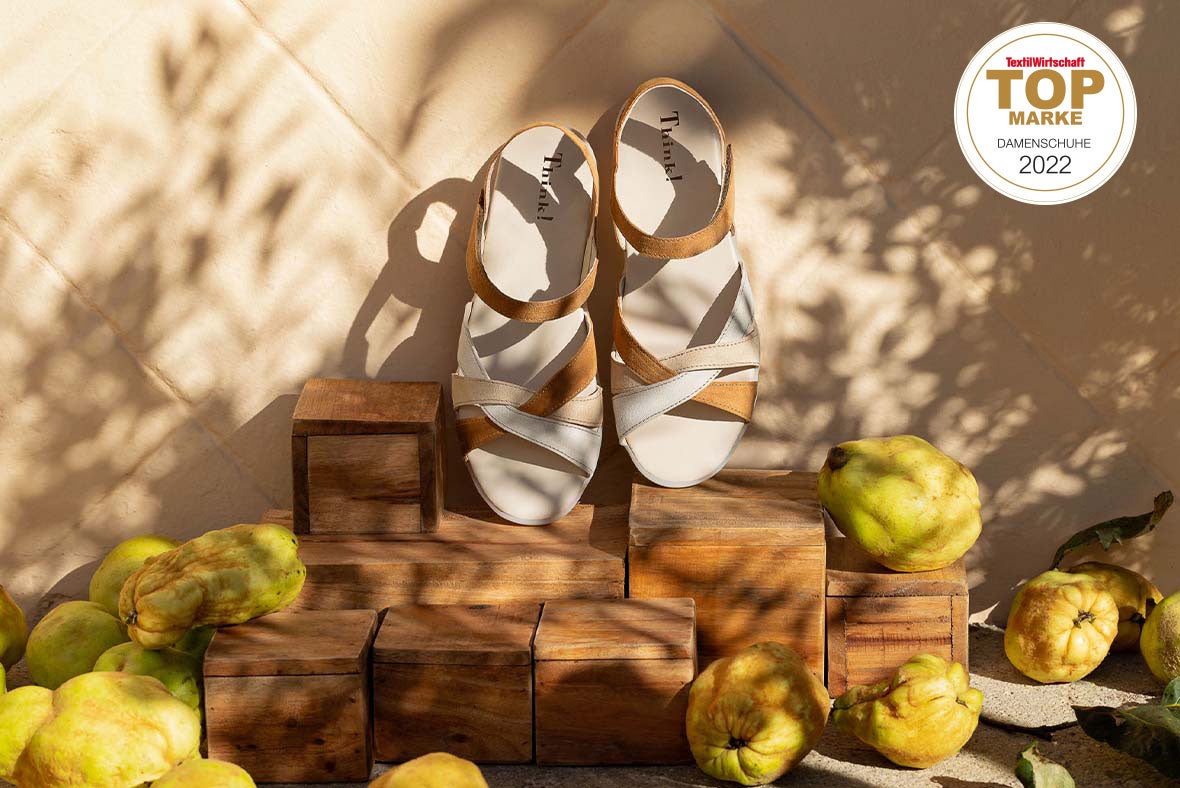 Think! Woman NATURE SAND Strap sandal with Velcro Fastener - Colour: Brown Think! Woman NATURE SAND Strap sandal with Velcro Fastener - Material: Suede - Colour: Rum/Combi
